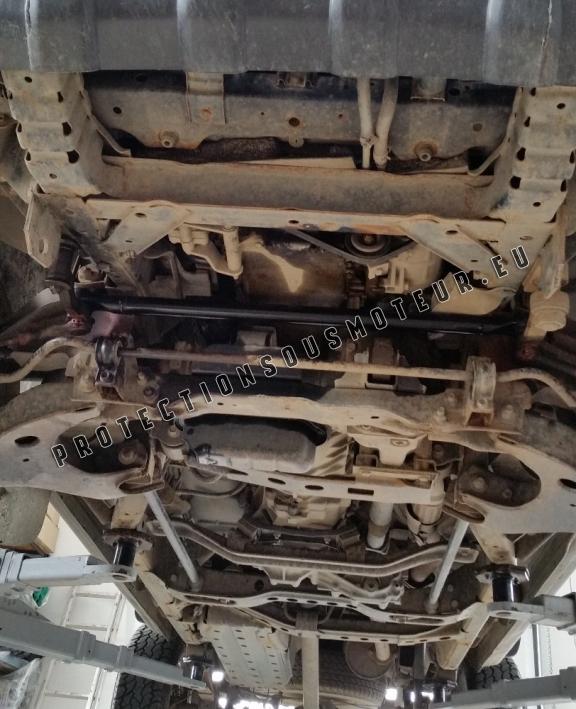 Protection sous moteur et de la radiateur Nissan Navara D22