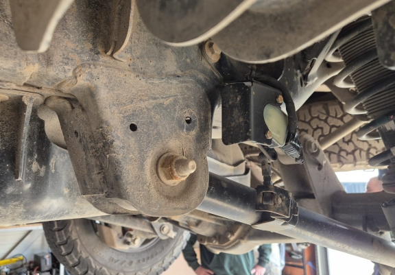 Tôle de protection en aluminium du capteur de bras de suspension arrière Ford Ranger Raptor